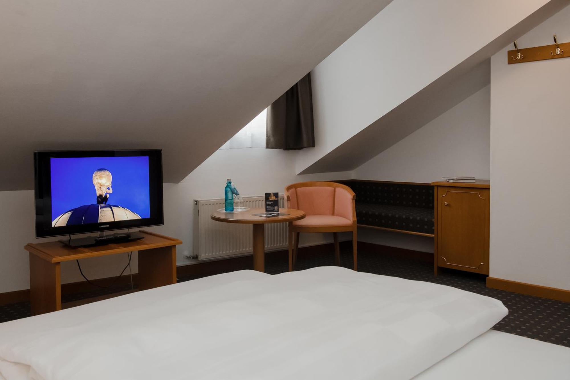 Hotel Alekto Фрайберг Екстер'єр фото